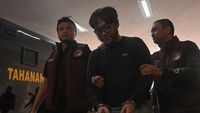 Terungkap! Bendahara Fredy Pratama 168 Kali Transfer Uang Rp1 Miliar Lebih