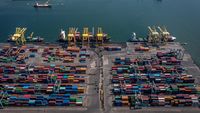 Surplus Perdagangan USD5,64 Miliar Pacu Pertumbuhan Arus Logistik Indonesia