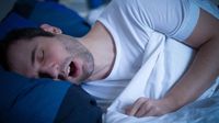 Waspada, 5 Kebiasaan Harian Ini Picu Ngorok dan Ganggu Kesehatan Tidur Anda