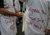 Pencari Suaka Gelar Aksi ‘Cruel July’ di Jakarta, Desak Australia Akhiri Kebijakan 12 Tahun Penahanan