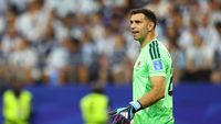 Duel Megakiper: Analisis Potensi Emiliano Martinez vs Unai Simon di Final Piala Dunia 2026
