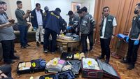 KPK Sita Uang dan Bukti Korupsi TPPU dari 12 Lokasi di Jakarta dan Sekitarnya