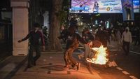 KontraS Ungkap Dugaan Mobilisasi Massa Bayaran Picu Kericuhan Demo Surabaya