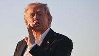 Trump Kritik Keras Jutaan Pelayat Mendiang Pemimpin Revolusi Iran, Ayatollah Khomeini
