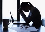 Mengenal Quiet Cracking Demotivasi Karyawan yang Terselubung di Balik Produktivitas Tinggi