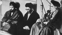 Suksesi Kepemimpinan Iran: Dari Ayatollah Khomeini ke Ali Khamenei