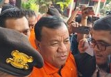 Bupati Kuansing Suhardiman Amby Resmi Tersangka KPK: Diduga Terlibat Suap Jabatan dan Izin Hutan