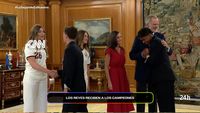 Momen Eksklusif Lamine Yamal Dipeluk Raja Felipe VI: Simbol Harapan Baru Timnas Spanyol