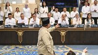 Prabowo Pimpin Sidang Kabinet Perdana di Istana, Tentukan Arah Kebijakan Mendesak