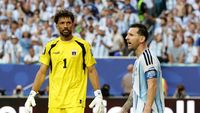 Terungkap, Aturan Ketat Liga Chile Paksa Kiper Vozinha Ubah Nama Punggung di Colo-Colo