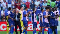 Deschamps Kritik Keras Taktik Bertahan Kasar Paraguay Saat Prancis Susah Payah Lolos Piala Dunia 2026
