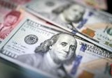 Rupiah Tergelincir: Dibuka Melemah di Rp17.698 per Dolar AS Pagi Ini