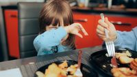 Panduan Lengkap: Strategi Efektif Mengatasi Anak Picky Eater Agar Lahap Makanan Baru