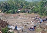 Dua Tahun Terlantar, Warga Sukabumi Tagih Bantuan Hunian Pascabencana kepada Gubernur Jabar