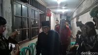 Gubernur Pramono Anung Melayat Korban Kericuhan Pejompongan, Janji Usut Tuntas