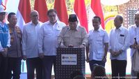 Bahlil Luncurkan Program PLTS 100 GWp di Bali, Tekankan Sinergi Politik untuk Ketahanan Energi
