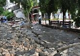 Tembok SD Roboh di Sleman, 10 Peserta Jalan Sehat Luka: Sorotan Keamanan Fasilitas Publik