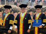 Seno Aji Raih Gelar Doktor Ilmu Lingkungan Unmul 2026