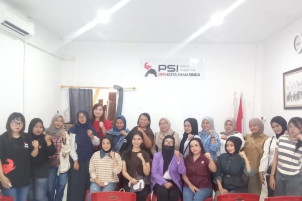 PSI Samarinda Gelar Kelas Makeup Dasar Gratis