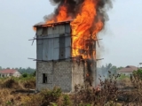 Karhutla Muara Badak: Bangunan Walet Terbakar Dan Menelan Korban