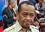 Target Ambisius: Bahlil Dorong 500 Ribu Rumah Tangga Akses Listrik Baru pada 2027