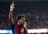 Dwi Gol Berkelas Lamine Yamal Antar Barcelona ke Puncak Klasemen La Liga
