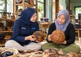 PNM Mekaar Perkuat Pelestarian Blangkon Jawa: Menopang Tradisi dan Ekonomi Kreatif