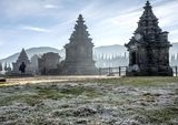 Melarikan Diri dari Gerah Jakarta: Panduan Destinasi Sejuk di Nusantara