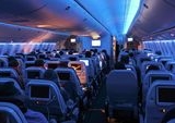 Kekacauan di Udara: Penumpang Rasis Serang Awak, Penerbangan American Airlines Dialihkan
