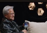 CEO Nvidia Jensen Huang Terlihat Gunakan Samsung Galaxy Z Fold 8 Saat Diskusi Krusial AI dengan Donald Trump