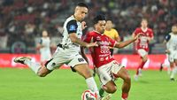 Rahmat Arjuna Akhirnya Minta Maaf Usai Pukul Rifad Marasabessy di Super League