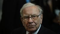 Warren Buffett Purna Bakti, Tutup 56 Tahun Era Emas Berkshire Hathaway
