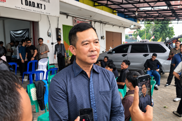 Reses DPRD Samarinda: Viktor Yuan Bahas Perda Pemuda