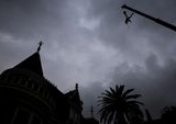Aksi Meloloskan Diri Houdini II di Langit Hollywood: Warisan Magis yang Mendebarkan