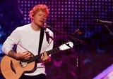 Isaac Slade The Fray Jadi Musisi Tamu Pertama Tur Ed Sheeran Usai Kontroversi Macklemore