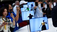 Prediksi Pasar Ponsel Lipat: Samsung Tetap Dominan Meski iPhone Masuk Arena
