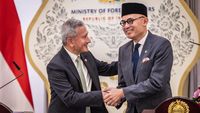 Menlu RI Tegaskan Komitmen Penanganan Karhutla, Sambut Baik Investigasi Singapura